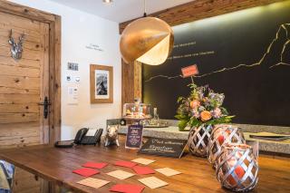 Matterhorn Lodge Boutique Hotel & Apartments - Zermatt - 1