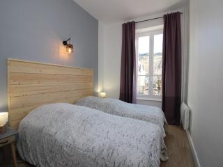 LA BOURBOULE CENTRE - Beau T2 rénové, wifi et cuisine équipée - FR-1-608-159 - 4