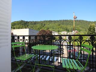 Hyper Centre Mont-Dore: T3 spacieux avec balcon et WiFi, à côté des Thermes - FR-1-608-23 - Mont-Dore - 6