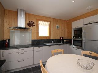 Chalet spacieux avec terrasse, Wi-Fi et parking - FR-1-608-15 - Mont-Dore - 5