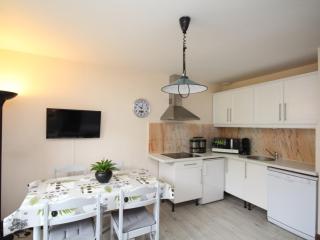 Le Mont Dore – Beau T2 avec balcon, wifi et parking, idéal pour 4 personnes - FR-1-608-86 - Mont-Dore - 9