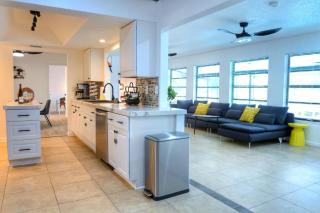 House With A Boat - Boat, Heated Pool, Fishing - Yonkers - 3
