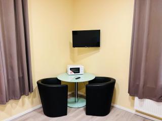 M&M Hotel - Harburg - 7
