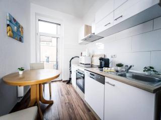 • Central 3 Bedroom Apt. close to the Arena and Stadium *up to 8 people* - Leipzig - 9
