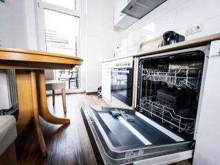 • Central 3 Bedroom Apt. close to the Arena and Stadium *up to 8 people* - Leipzig - 3