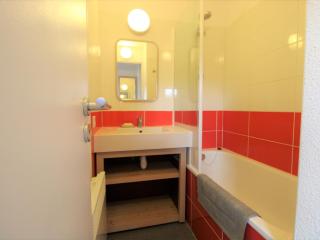 Avoriaz: Studio cabine 4 pers, cuisine équipée, wifi, balcon, casier à skis - FR-1-633-36 - Morzine - 4