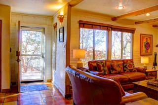 Beautiful Santa Fe residence blocks from the plaza and close to ski basin - 5