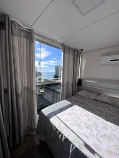 Duplex Pé na Areia - Vista para o Mar - 08 Pessoas - 1