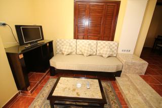 Tamra Beach Resort - 6