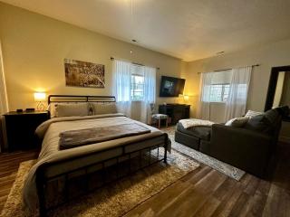 Sonia's Guest Suite in Montesano-Gateway to Olympic National Park - Montesano - 0