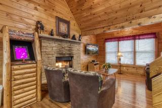 Point Of View - Spacious 2 Bedroom With a Loft Just off Glades Road cabin - Gatlinburg - 5