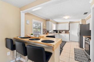 Cozy Family Getaway. Heated Pool and Spa - Bradenton - 5