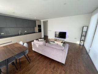 Immaculate 2bed apartment in London- city views - London - 7