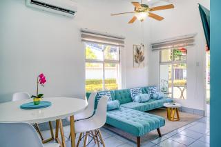 Jaco Tropical #69 - 7