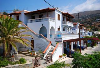 Villa Bonatsa Studios - Batsi - 3