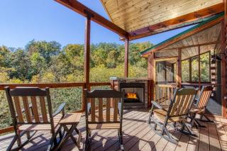 ERN840 - Splashin' Chalet - Brand New Cabin with Indoor Pool! Great Location! cabin - 3