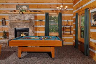 MOUNTAIN LAKE GETAWAY - GREAT LOCATION! cabin - Gatlinburg - 3