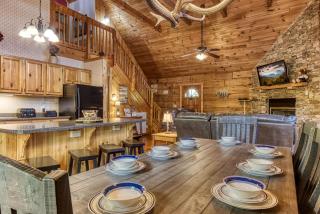 ER3 - Best of Both Worlds -Great location-Close to town cabin - Pigeon Forge - 2
