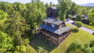 Bear Hugs - Great Cabin! cabin - Sevierville - 6