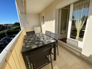 Appartement T2 avec Piscine à 2 Pas de la Plage de Pontaillac - FR-1-494-148 - Vaux-sur-Mer - 1