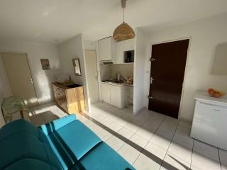 Appartement 2 pièces avec piscine, parking, proche commerces - Marseillan - FR-1-387-188 - 8
