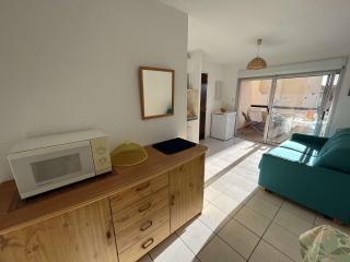 Appartement 2 pièces avec piscine, parking, proche commerces - Marseillan - FR-1-387-188 - 4