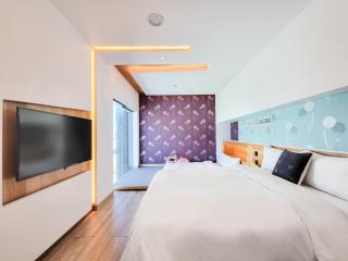 CHECK inn Taichung Zhongshan - Taichung - 8