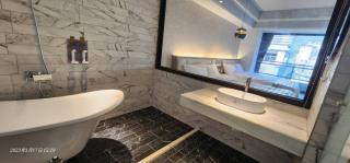 Shuian Lakeside Hotel II - 7