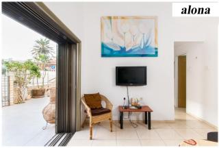 Alona's Apartments - Beach Apartment - Haifa - 5