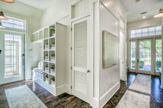 Beautiful Home Close to the Sandhill Pool in Watercolor - 5BR 4,5BTH home - Santa Rosa Beach - 1