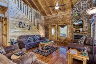 ERN850 - SIMPLY THE BEST - GREAT LOCATION - CLOSE TO ALL THE ACTION! cabin - 5