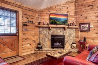 ER102 - Barbara Great Location! Close to town cabin - 2