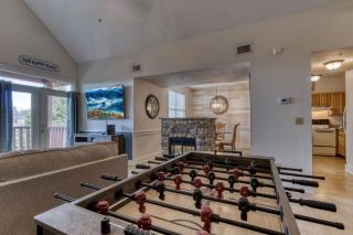 Owl See You 3205 - Close to Dollywood and Overlooking Gatlinburg Golf Course condo - 2