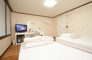 Hotel Valentine Gyeongju - Gyeongju - 8