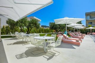 Cocoοns Suites & Villas Fourka - Fourka - 1