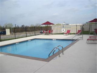 Best Western Plus Austin Airport Inn & Suites - 3