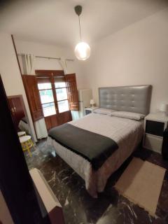 Apartamento con balcón cerca de Gran Vía, Granada centro QH Gran Vía 02 - Granada - 3