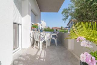 Apartments Villa Odesa with shared pool - 6