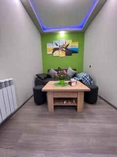 PRIVATE Cozy Cottage with Grill and Barbecue Zone SELF CHECK IN - 3