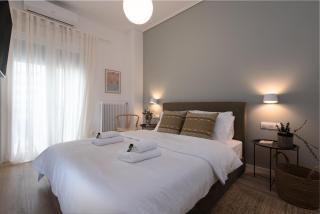 Unique 2 Bedrooms Apartment, Steps to Plaka and City center - Atene - 9