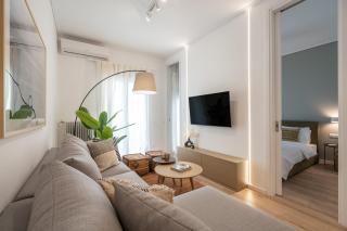 Unique 2 Bedrooms Apartment, Steps to Plaka and City center - Atene - 1