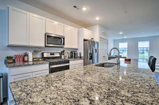 Modern Townhome 4 Mi to Downtown Frederick! - Frederick - 5