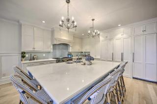 Shelter Island Retreat with Outdoor Pool! - Shelter Island - 4