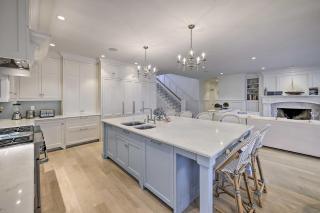 Shelter Island Retreat with Outdoor Pool! - Shelter Island - 2