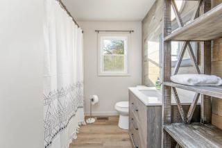 The Lombardy Inn - 1