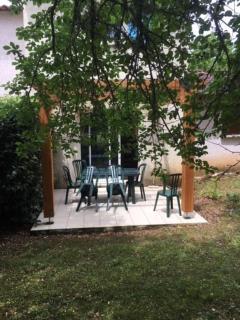 CONFORTABLE MAISON DANS VILLAGE VACANCES AVEC PISCINE A CAJARC - Cajarc - 1