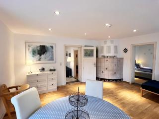 Ferienwohnung Elfriede - WLAN, 2 Bäder, Küche, Freisitz, 2 Parkplätze, im Ortskern - Malterdingen - 6