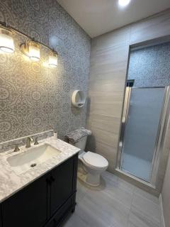 Big Family Come to West side ELP and enjoy all duplex A and B - 2