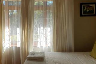 Beaumont at 2 Le Roux - Robertson - 4