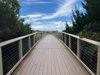 Classy Coastal - Boardwalk to the Beach, 3 pools, Tennis - Hilton Head Island - 3